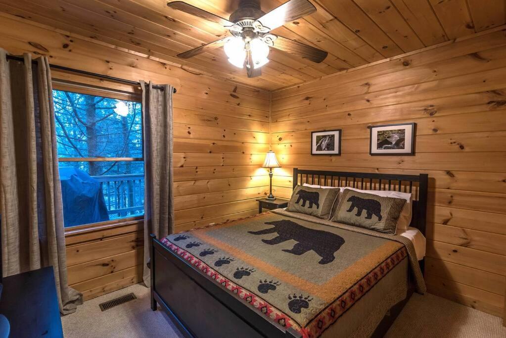 Private Creekside Cabin+Hot Tub,Pool Table, & Pets Ellijay Zewnętrze zdjęcie