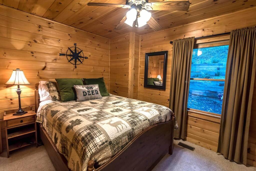 Private Creekside Cabin+Hot Tub,Pool Table, & Pets Ellijay Zewnętrze zdjęcie