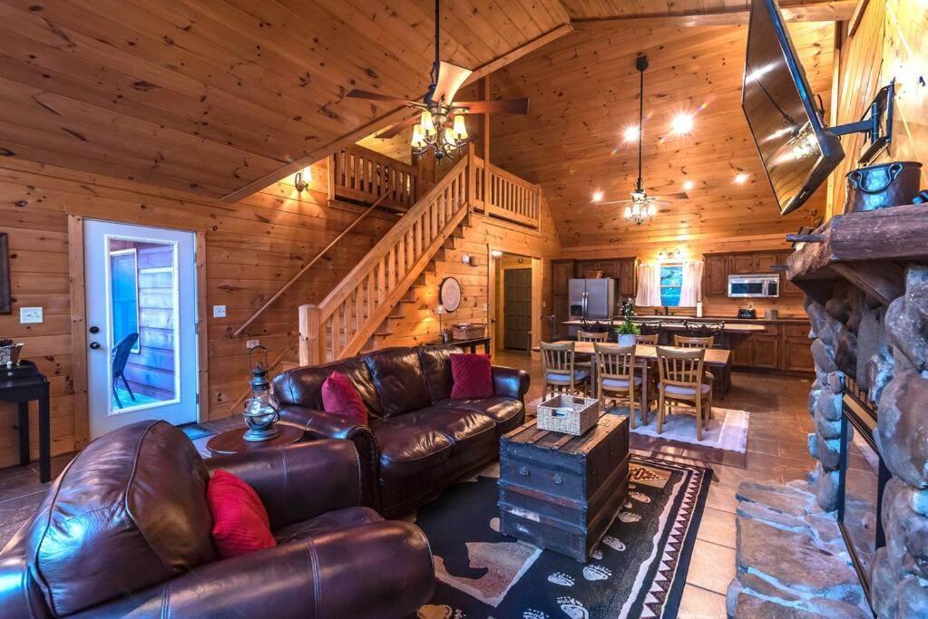 Private Creekside Cabin+Hot Tub,Pool Table, & Pets Ellijay Zewnętrze zdjęcie